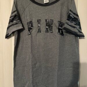 New VS PINK  grey T-shirt, camo size large